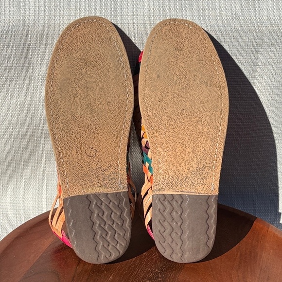 Huaracheria Frutos Handmade Colorful Woven Sandals